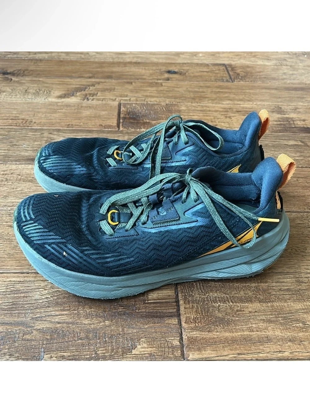 Altra Experience Wild Trail Running Shoes Foot Shape Low Drop Mens Size 9